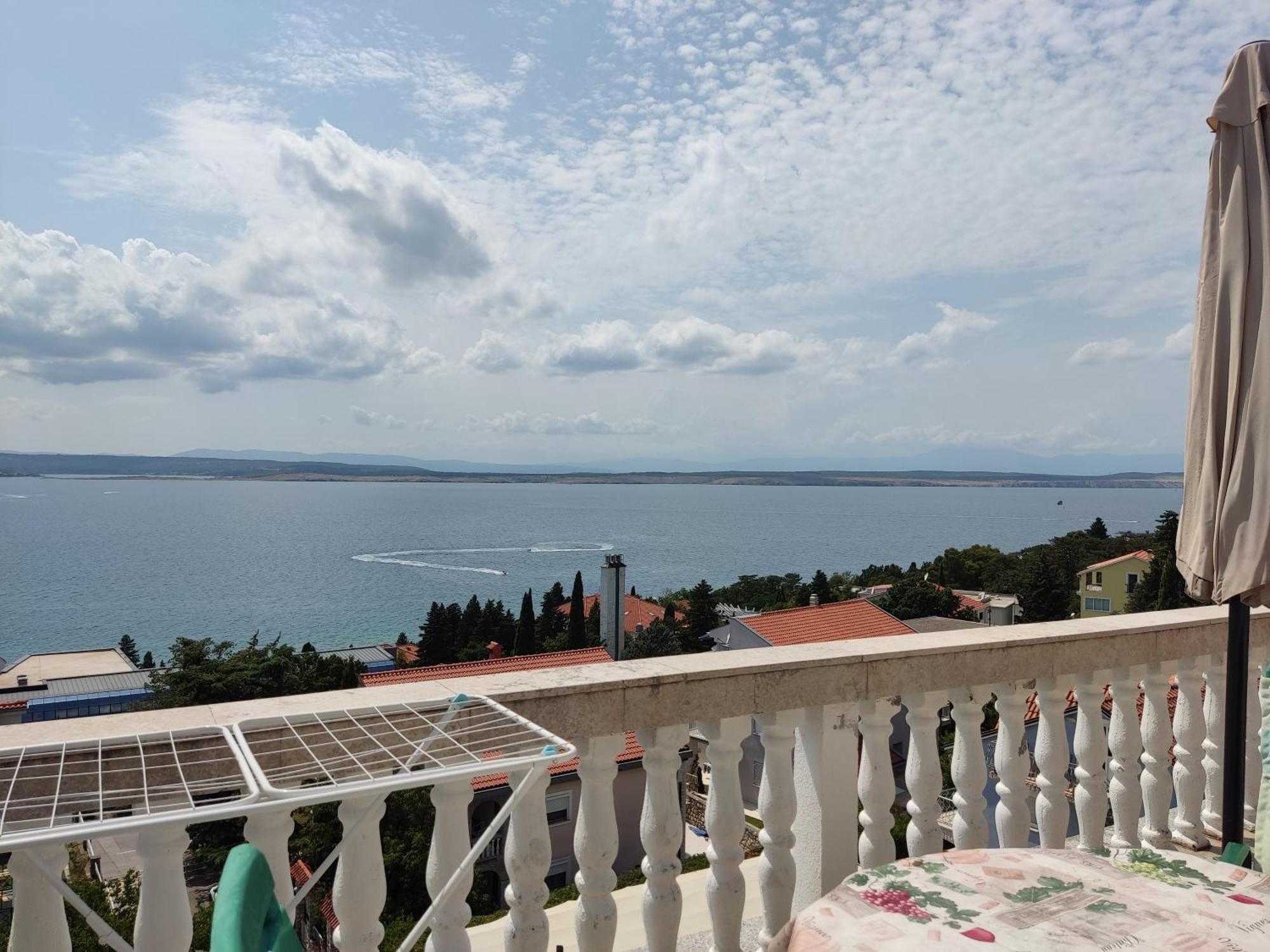 Panorama View Close Sandy Beach 100M To Talasoterapija, Crikvenica Luaran gambar